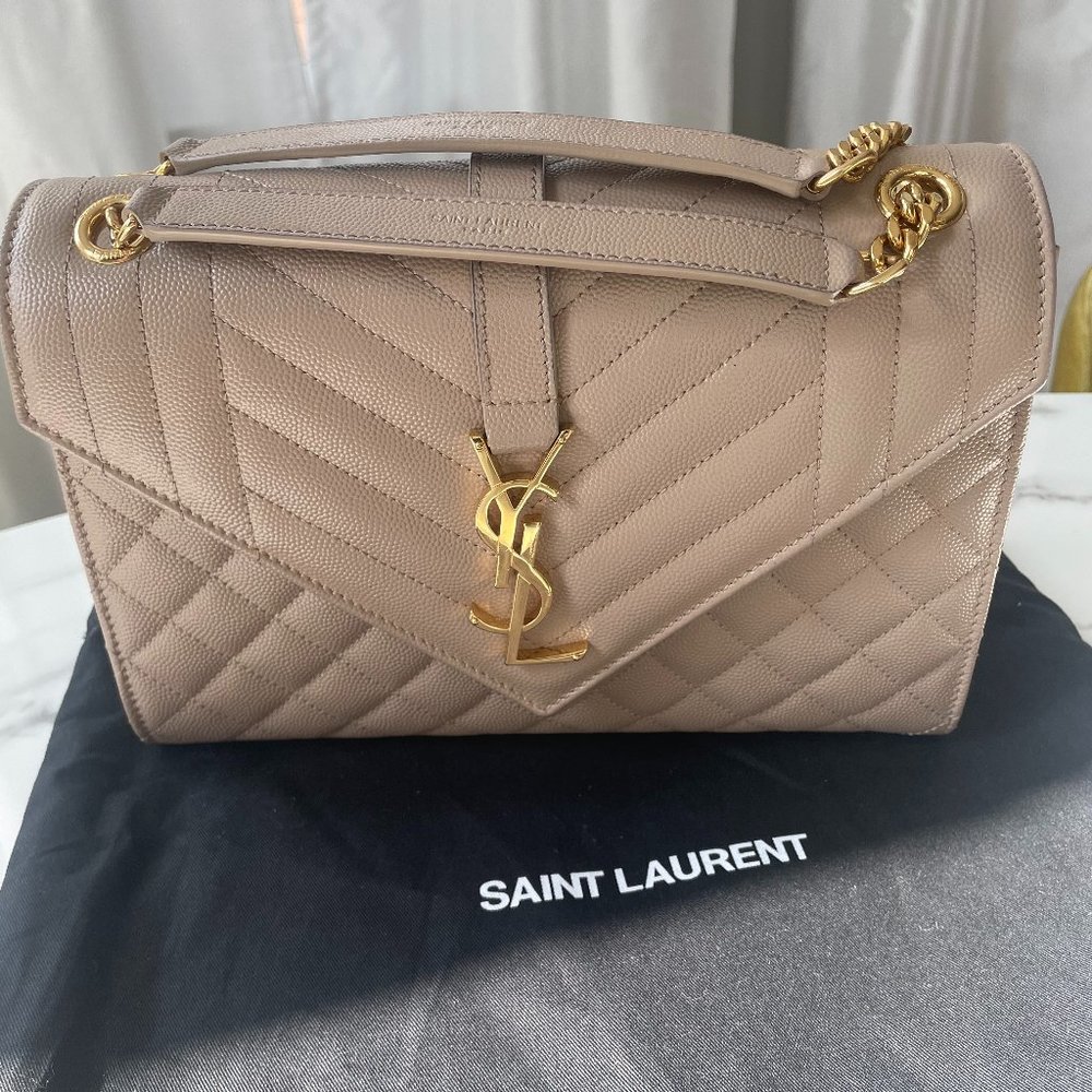 ENVELOPE MEDIUM CHAIN BAG IN MIX MATELASSÉ GRAIN DE POUDRE EMBOSSED LEATHER